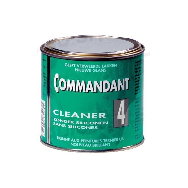 Commandant 4